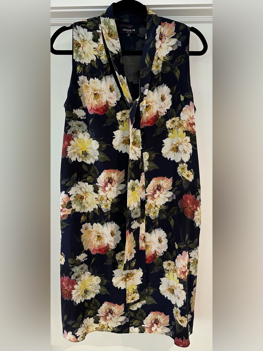 Lafayette 148 New York 100% Silk Floral Tie Neck Tunic Blouse Navy Medium